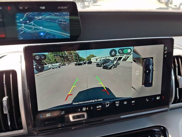 Used 2025 Ford Expedition Active image 18