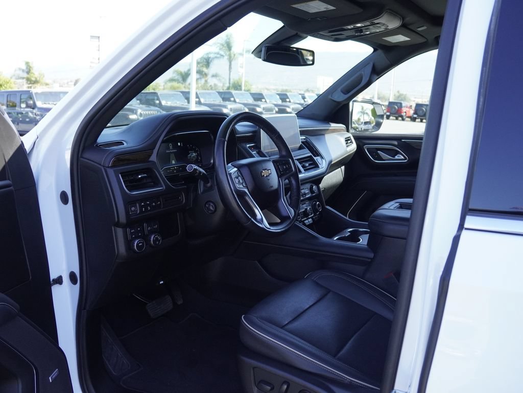 Used 2022 Chevrolet Tahoe Premier AWD/4WD image 25