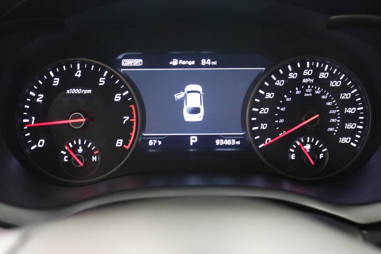 Used 2019 Kia Stinger GT1 RWD image 47