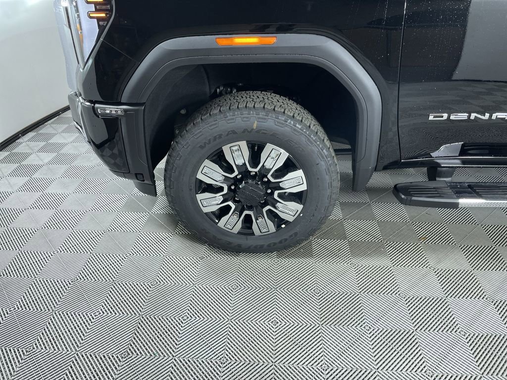 New 2025 GMC Sierra 2500 Denali image 33