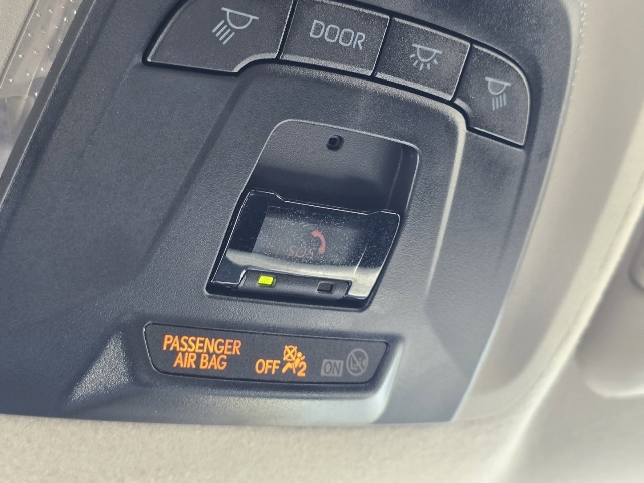 Certified 2025 Toyota Corolla LE FWD image 30