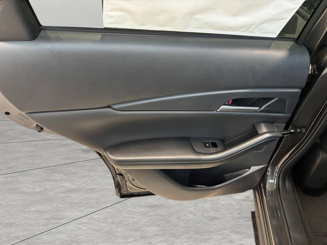 New 2026 MAZDA CX-30 AWD 2.5 S w/ Select Sport Pkg image 16