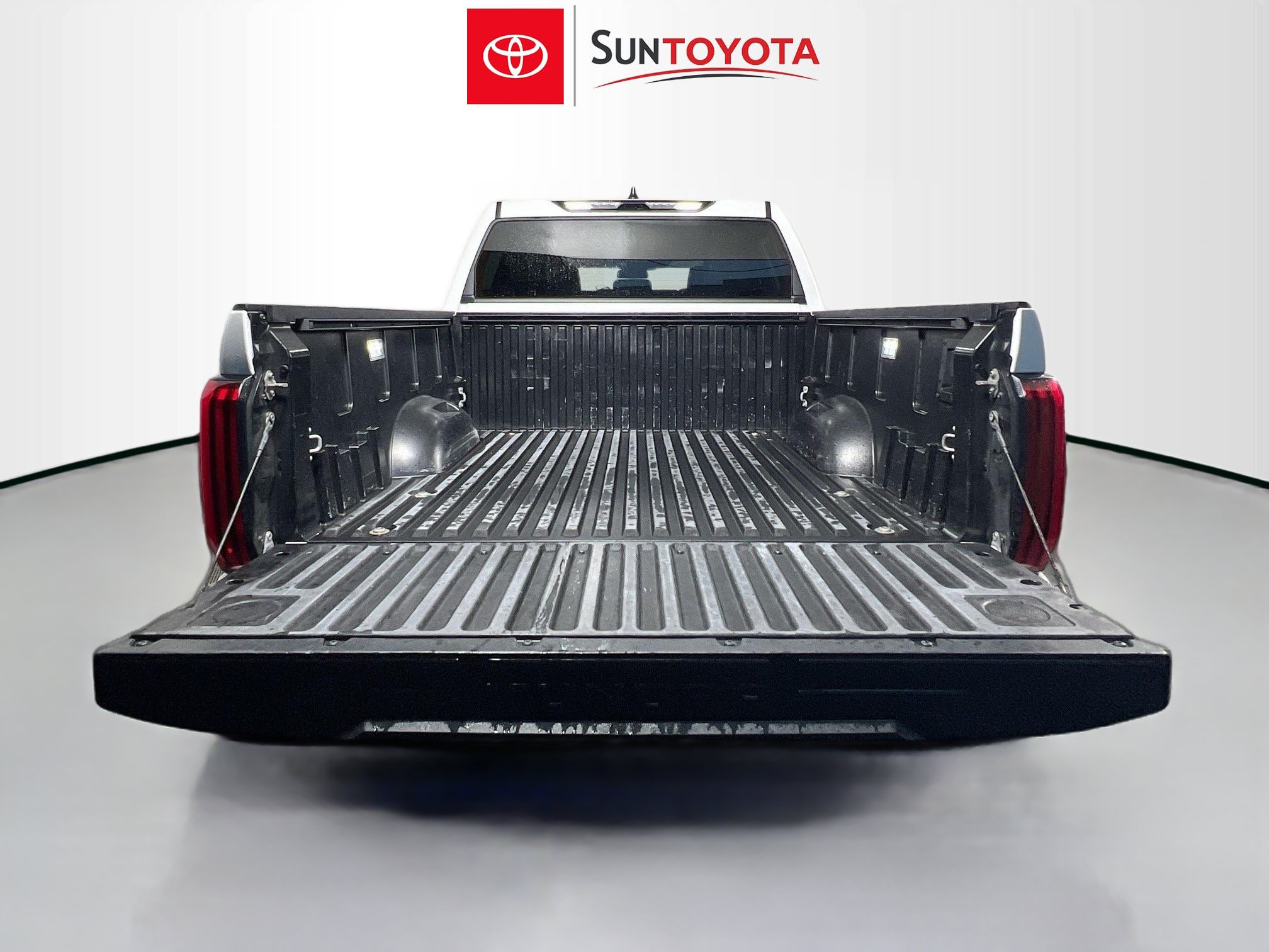 Used 2024 Toyota Tundra SR5 w/ SR5 Premium Package RWD image 32