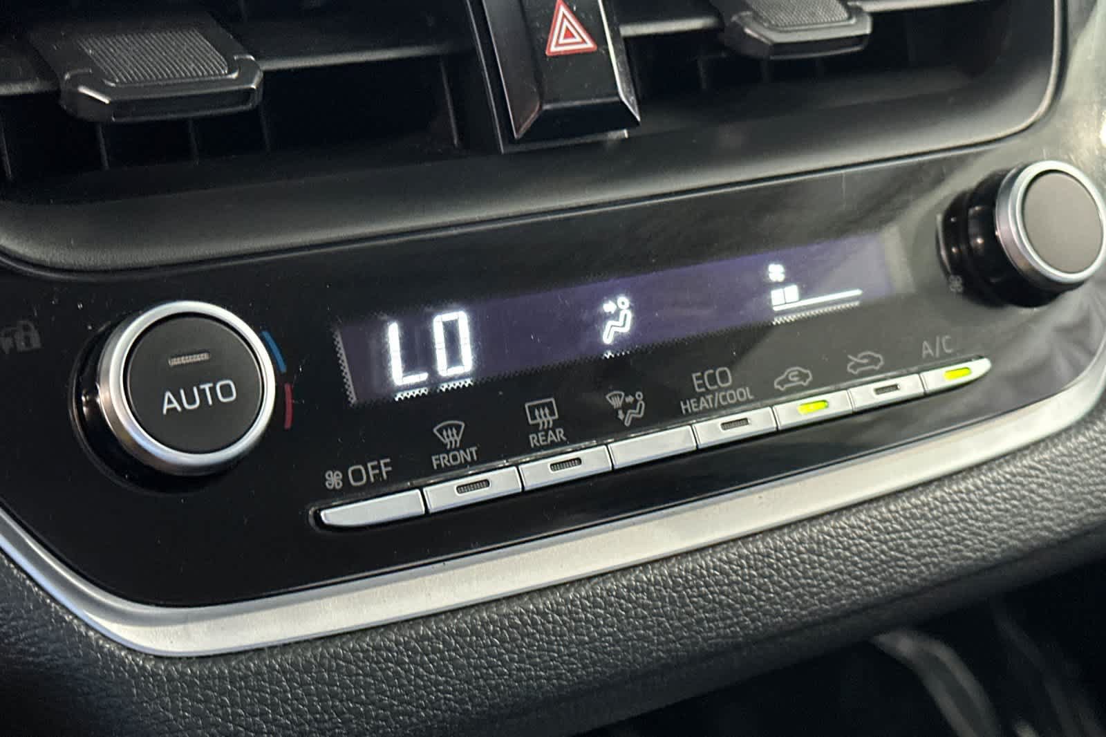 Used 2025 Toyota Corolla LE FWD image 23