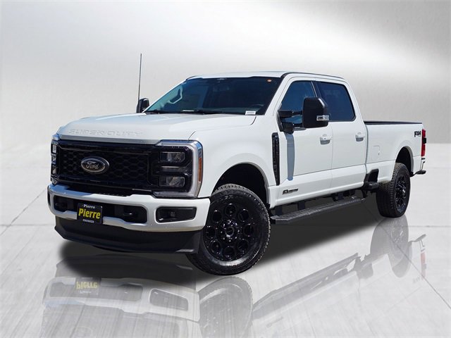 New 2025 Ford F250 XLT w/ Black Appearance Package