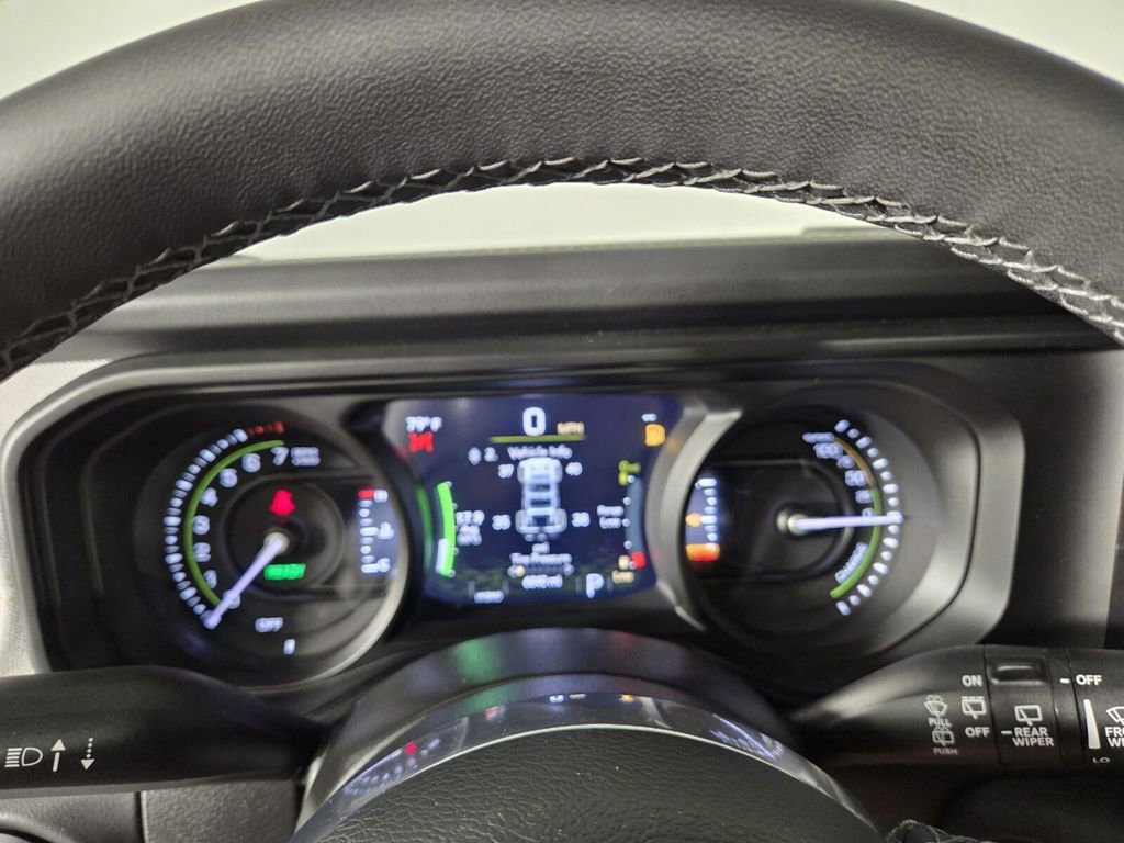 Certified 2025 Jeep Wrangler Sahara image 17