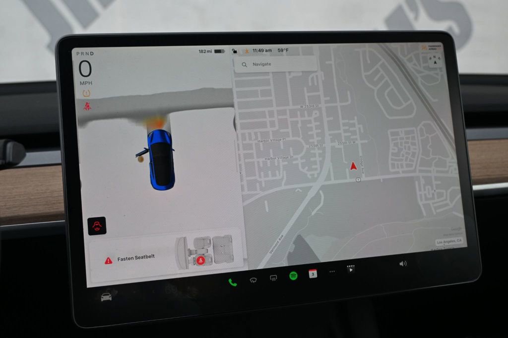 Used 2023 Tesla Model 3 Standard Range image 14