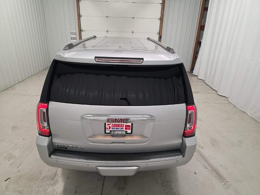 Used 2018 GMC Yukon XL Denali w/ Open Road Package AWD/4WD image 5