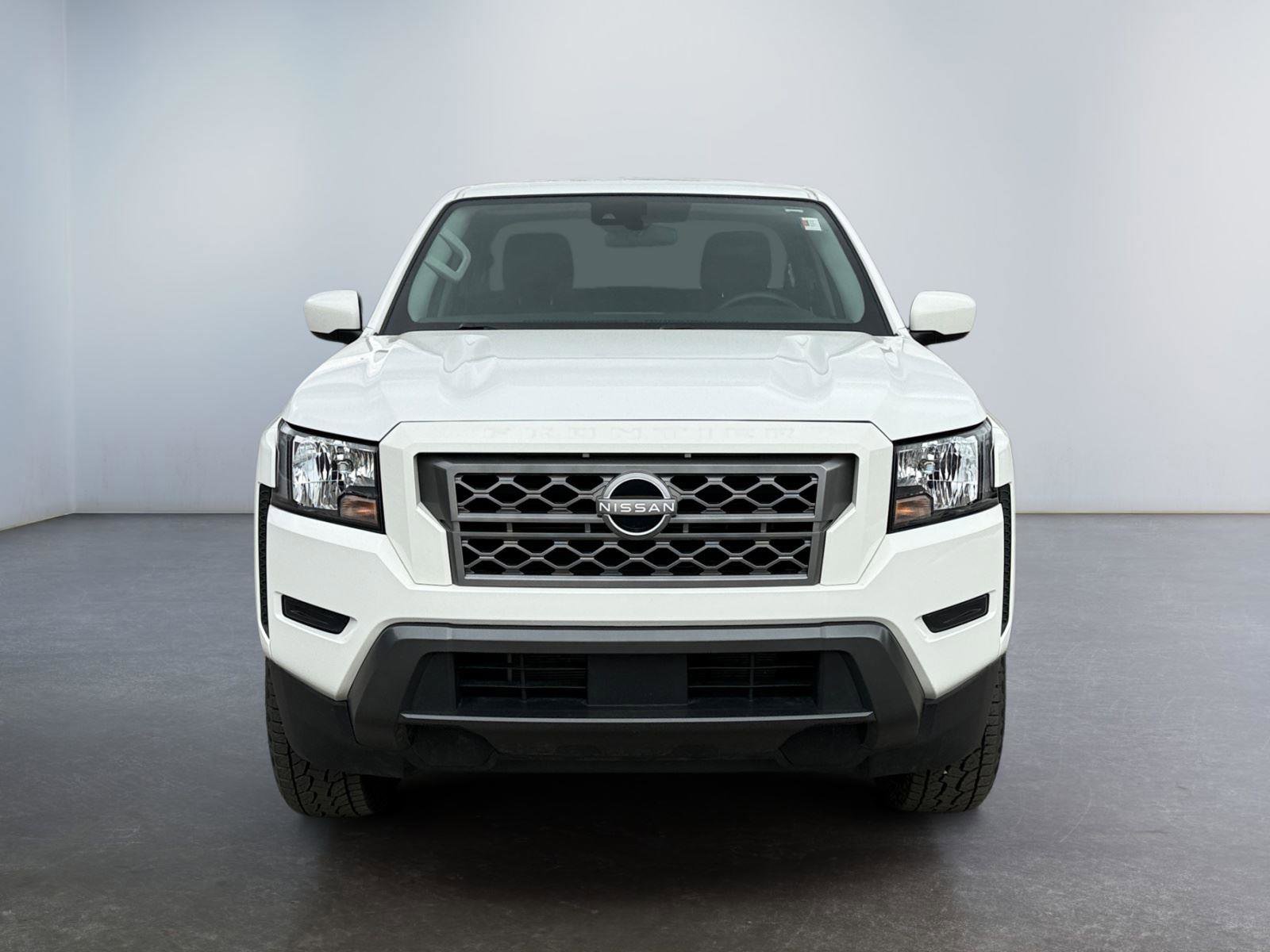 Used 2023 Nissan Frontier SV w/ Technology Package image 8