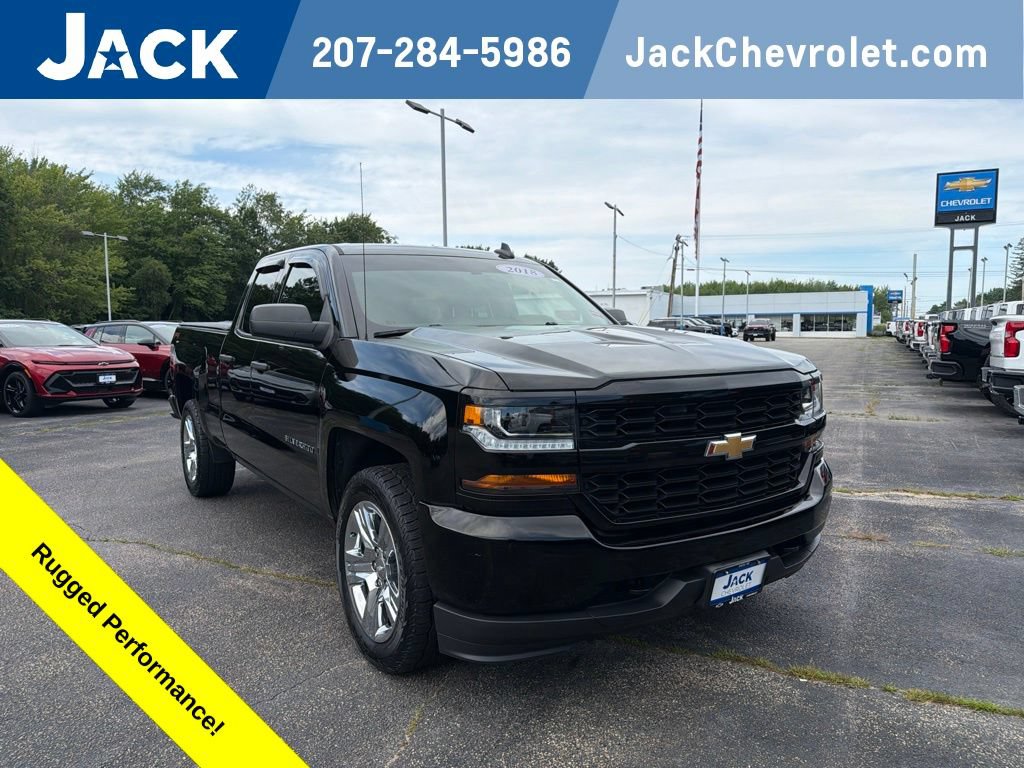 Used 2018 Chevrolet Silverado 1500 Custom w/ Custom Value Package AWD/4WD image 1