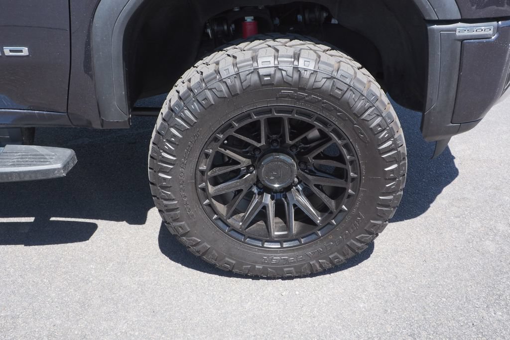 Used 2024 GMC Sierra 2500 Denali w/ Denali Reserve Package AWD/4WD image 9