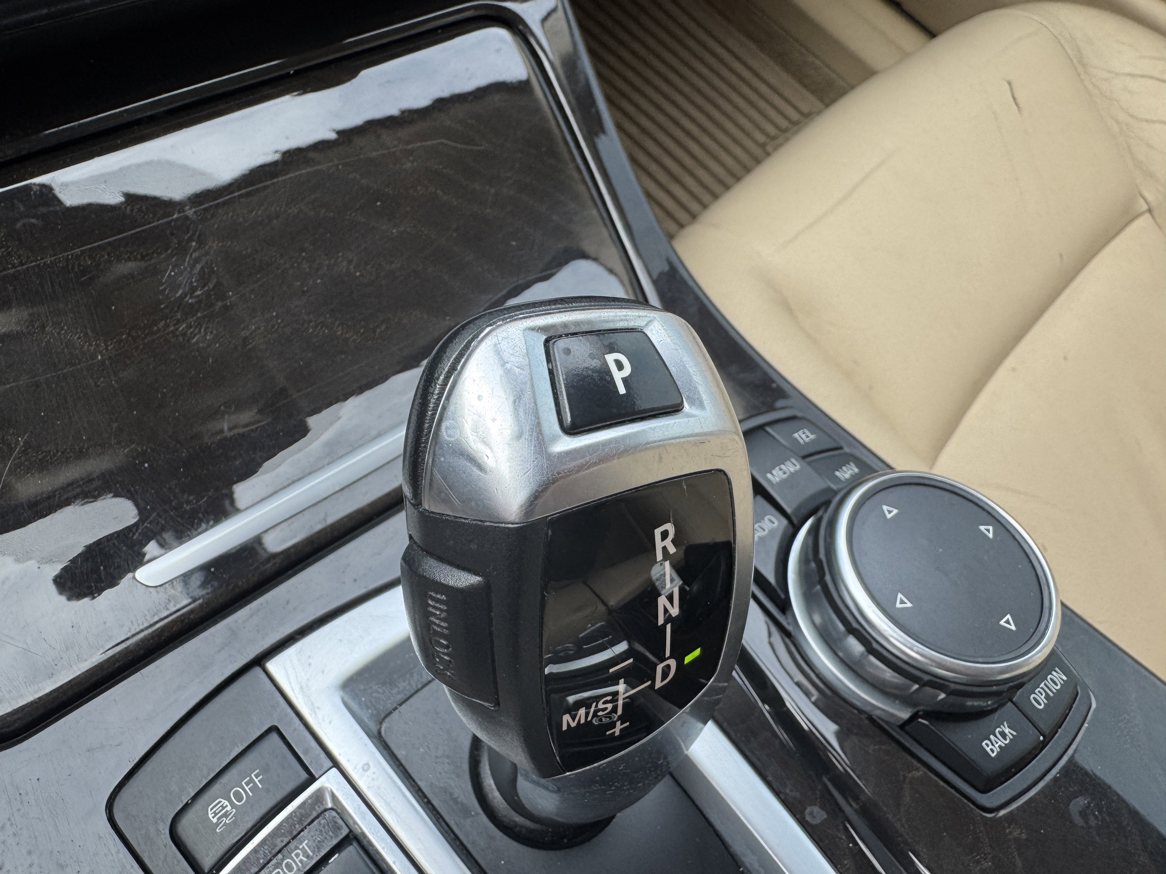 Used 2015 BMW 528i Sedan RWD image 28