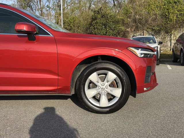 Used 2022 Volvo XC60 B5 Momentum image 9