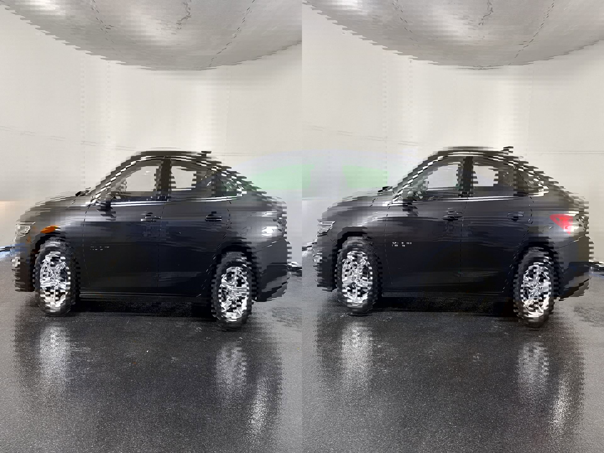 Used 2023 Chevrolet Malibu LT image 7