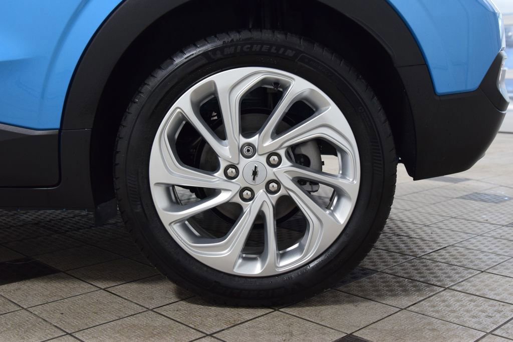 New 2027 Chevrolet Bolt LT w/ Comfort Package image 23