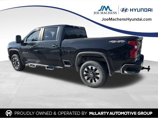 Used 2021 Chevrolet Silverado 2500 Custom w/ Custom Value Package AWD/4WD image 9