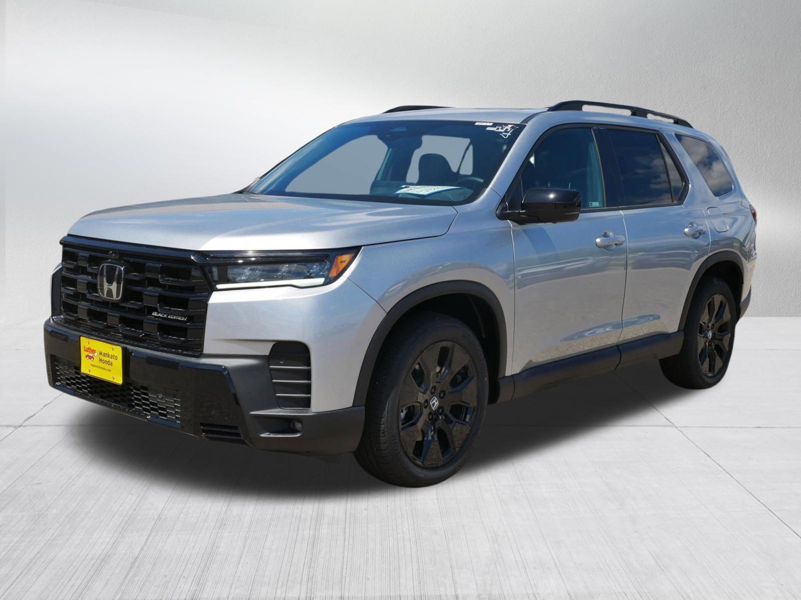 New 2026 Honda Pilot Black Edition video 2