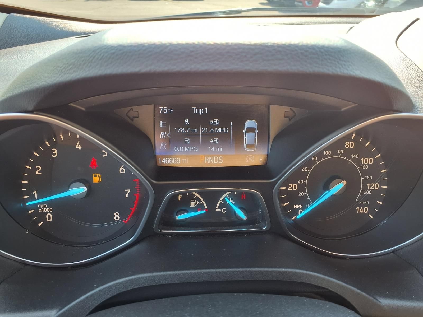 Used 2017 Ford Escape SE AWD/4WD image 19