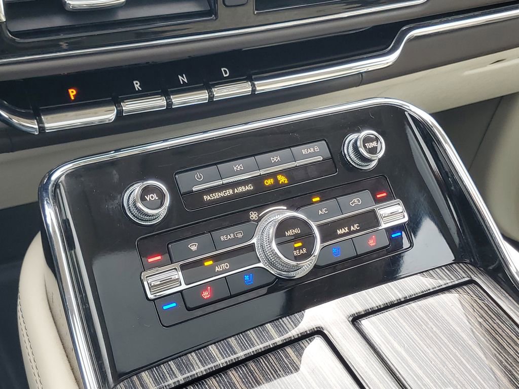 Used 2022 Lincoln Navigator L Black Label AWD/4WD image 23