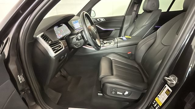 Used 2022 BMW X5 xDrive40i AWD/4WD image 12