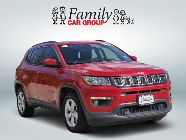 Used 2021 Jeep Compass Latitude w/ Driver Assistance Group image 2