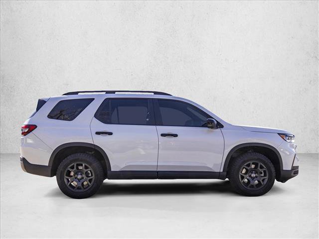 Used 2024 Honda Pilot TrailSport image 4