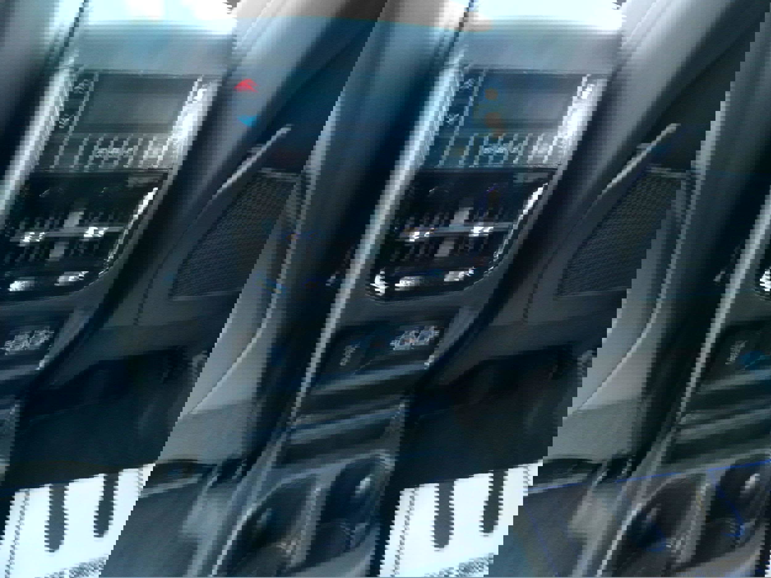 New 2025 Jeep Grand Cherokee L Altitude image 11