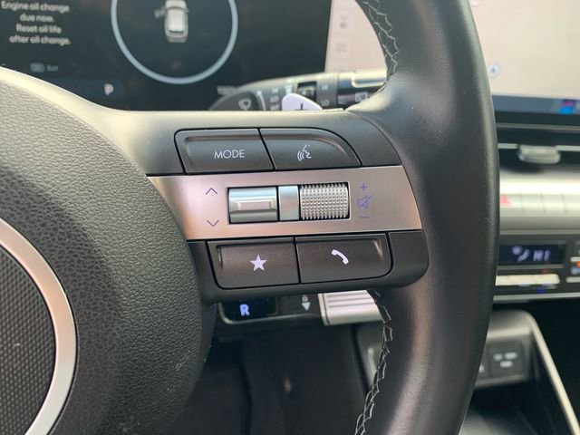 Used 2025 Hyundai Kona SEL image 24