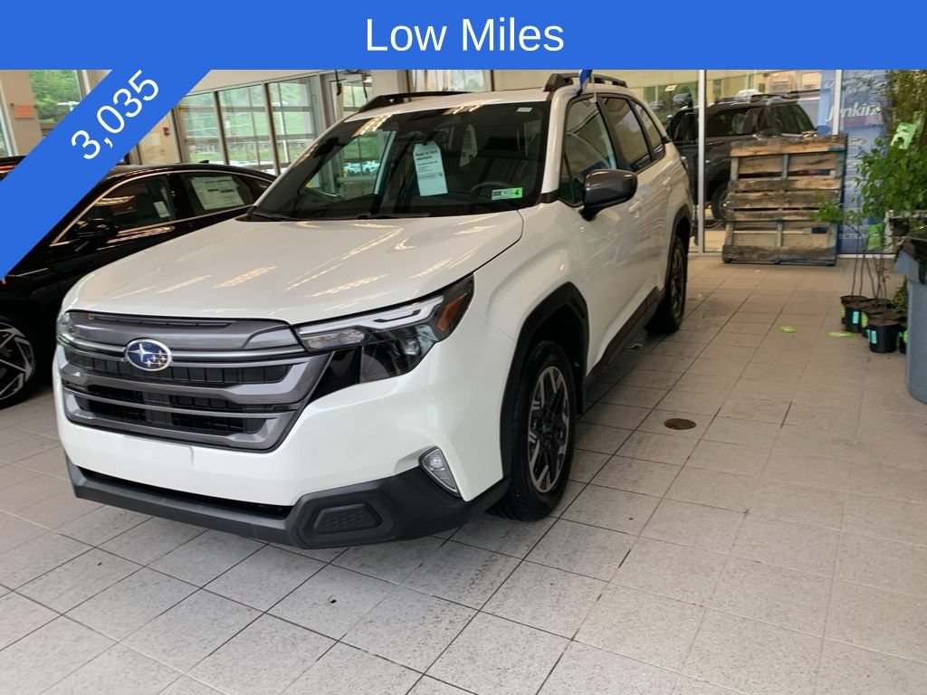 Certified 2026 Subaru Forester Premium w/ Base/Premium Package AWD/4WD image 2