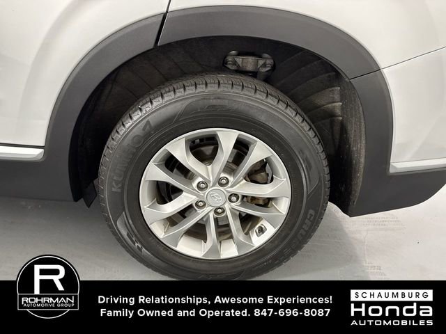 Used 2019 Hyundai Santa Fe SEL AWD/4WD image 5