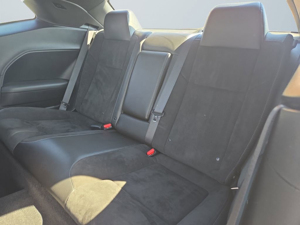 Used 2022 Dodge Challenger R/T w/ Plus Package image 13