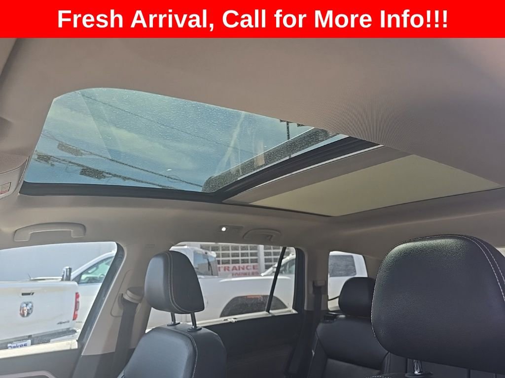 Used 2021 Volkswagen Atlas SEL R-Line w/ MDO Package (Bench Seat) image 8