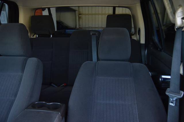 Used 2010 Ford Explorer Sport Trac XLT AWD/4WD image 18