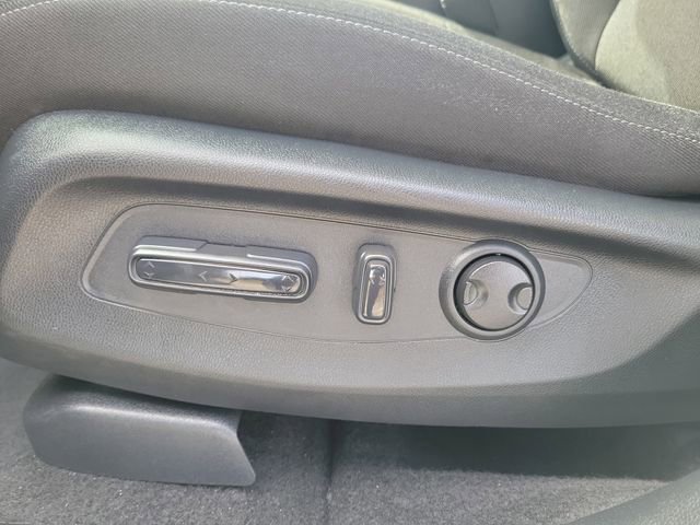 Used 2025 Honda CR-V EX image 16