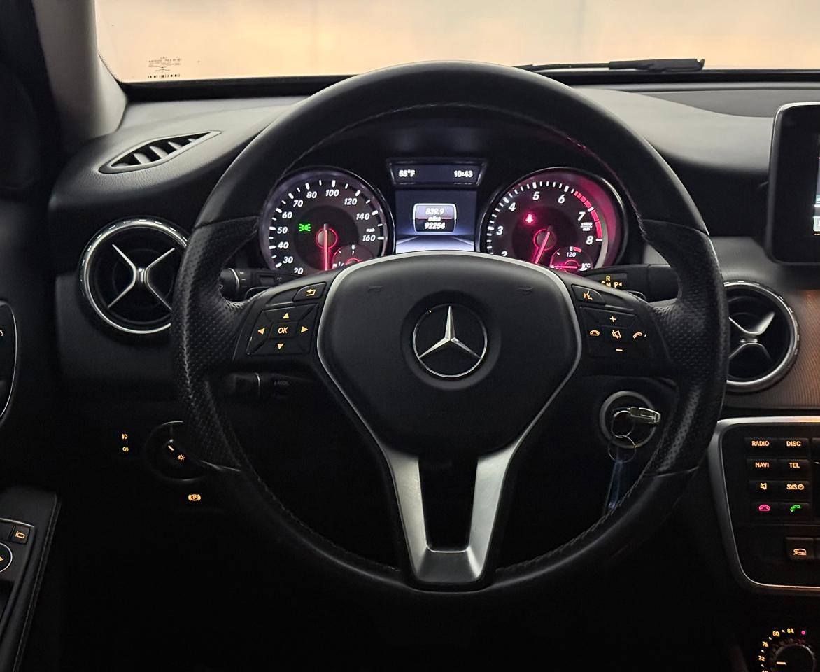 Used 2015 Mercedes-Benz GLA 250 4MATIC image 30