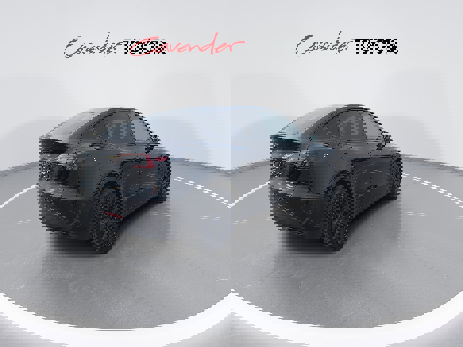 Used 2025 Tesla Model Y Long Range image 8