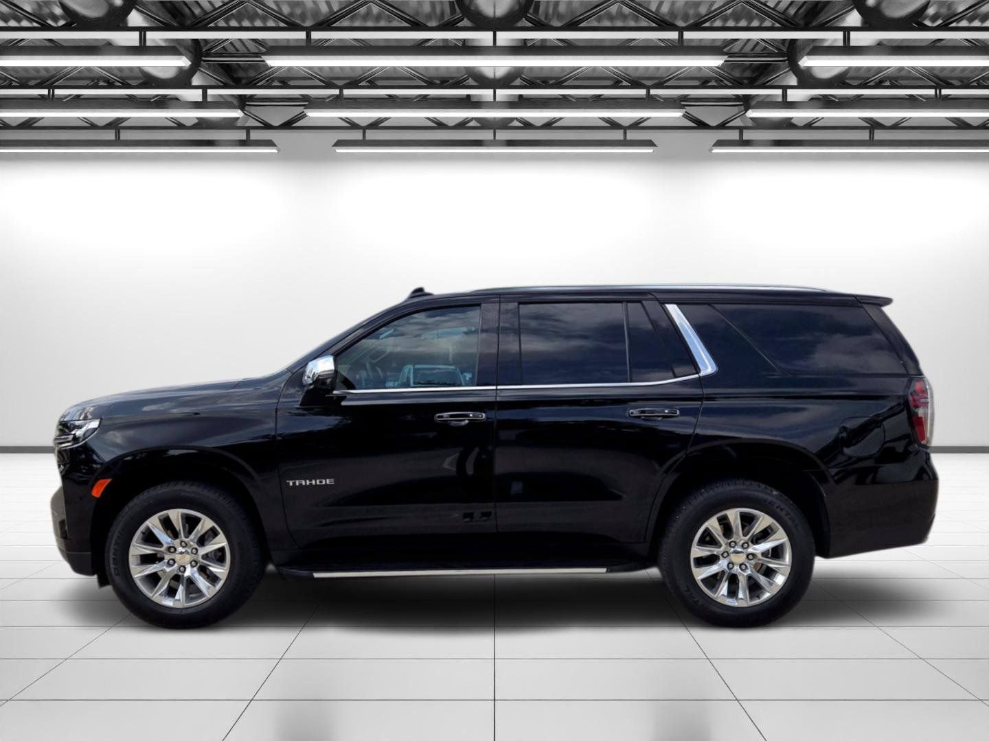 Used 2024 Chevrolet Tahoe Premier w/ Premium Package RWD image 6