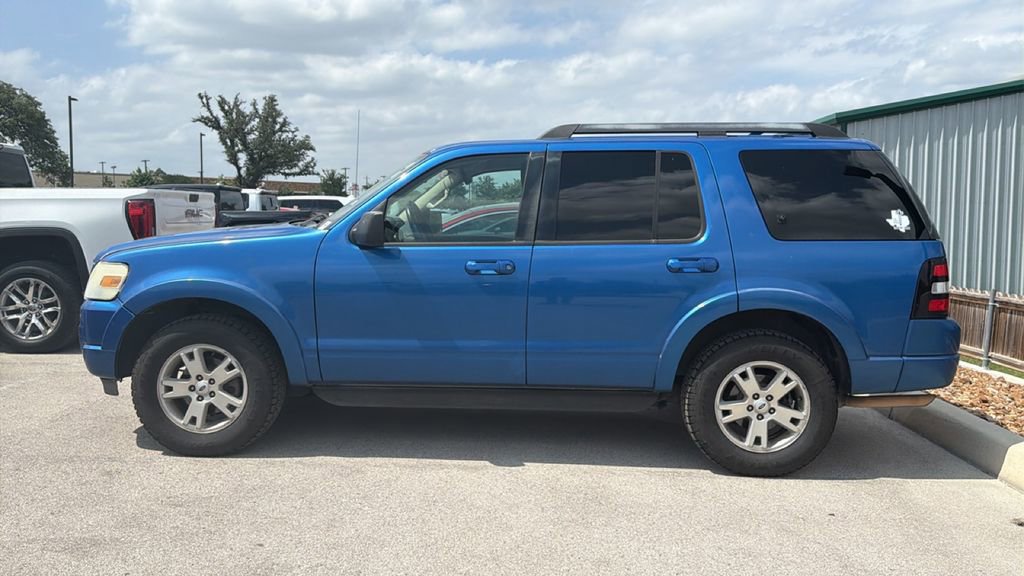 Used 2010 Ford Explorer XLT AWD/4WD image 7