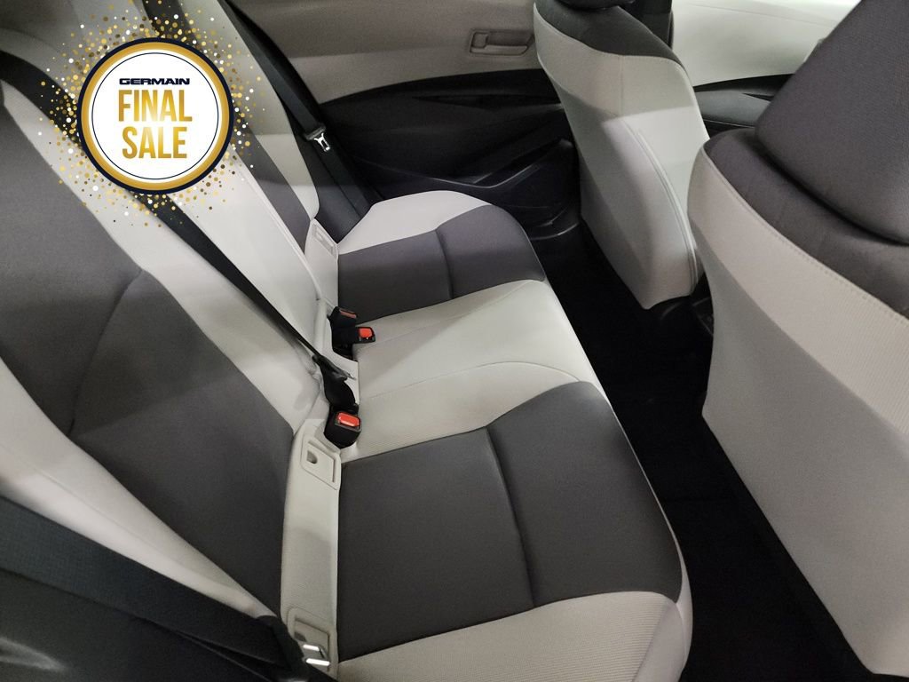 Used 2025 Toyota Corolla LE image 18