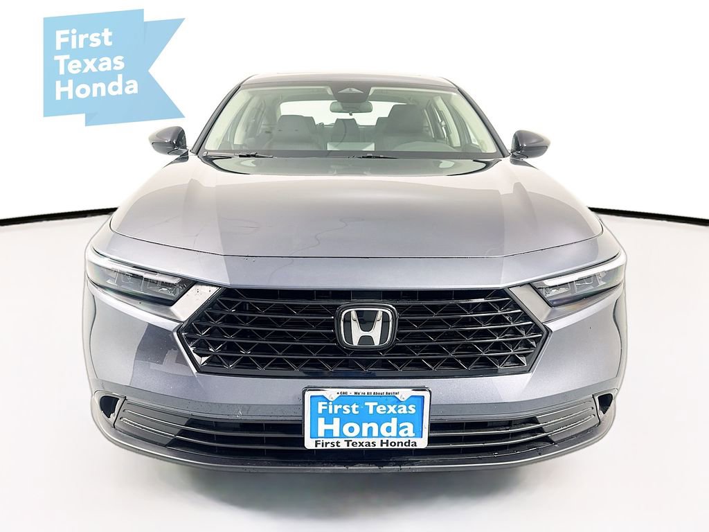 Certified 2025 Honda Accord SE image 2