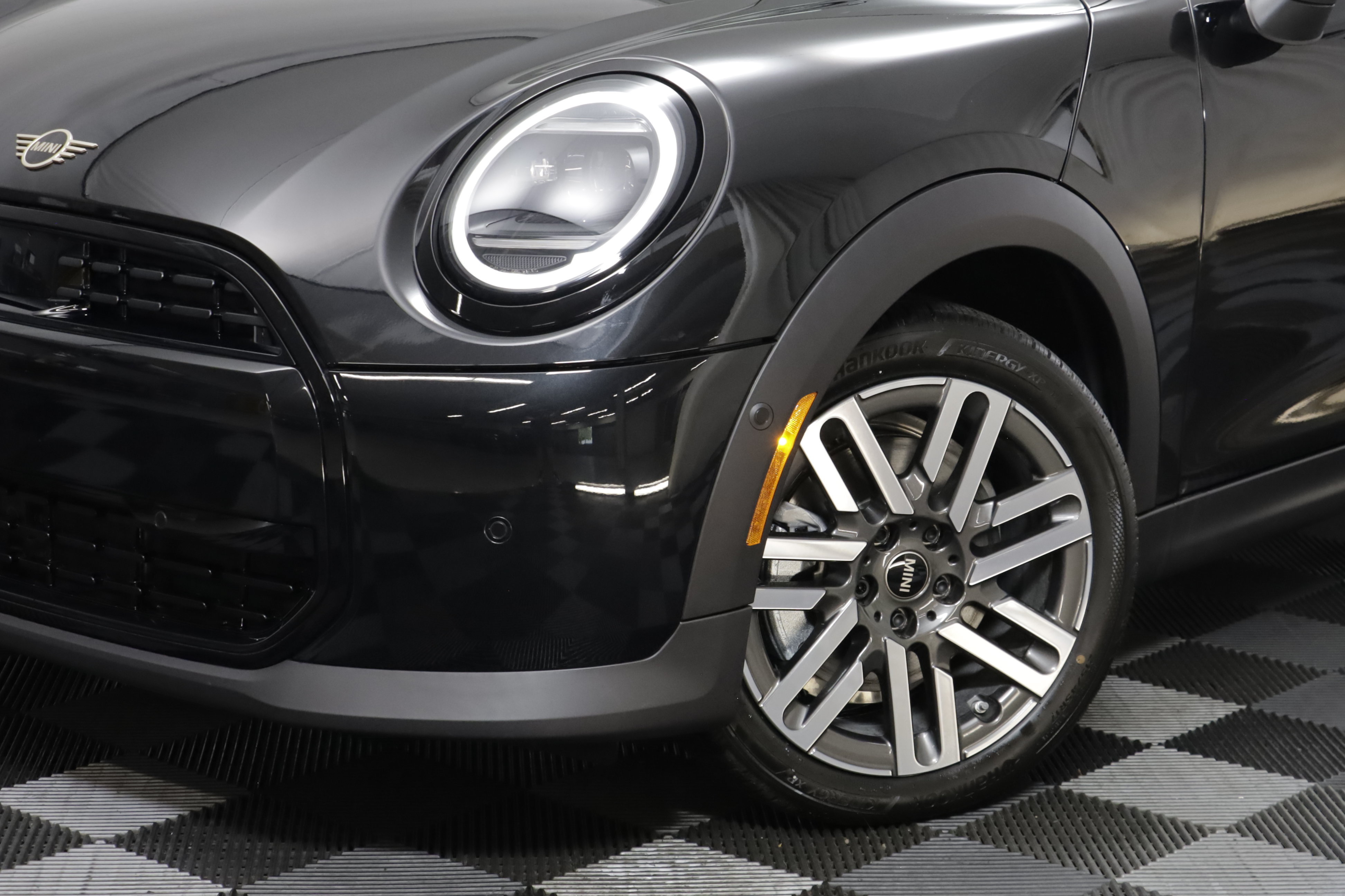 New 2027 MINI Cooper 4-Door Hardtop FWD image 4