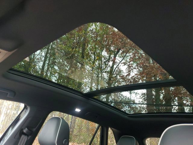 New 2026 Volkswagen Atlas Cross Sport SEL Premium R-Line image 19