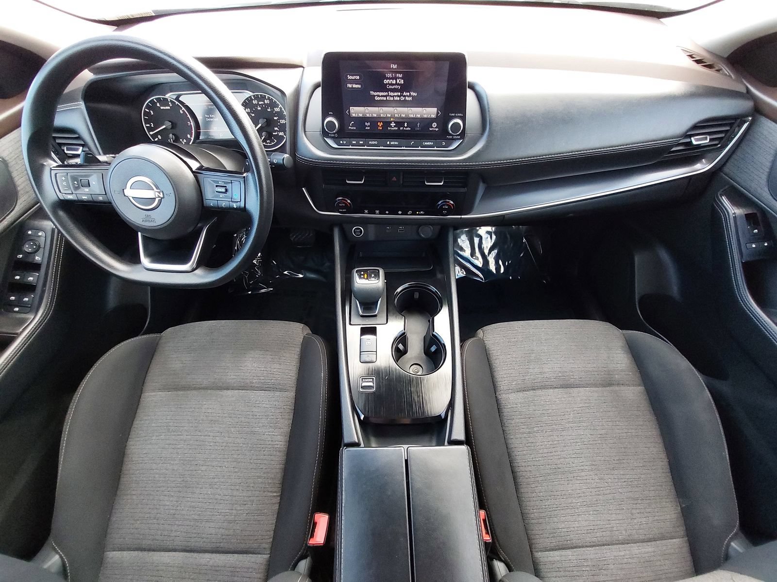 Used 2023 Nissan Rogue SV FWD image 9