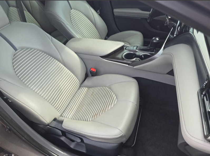 Used 2023 Toyota Camry SE FWD image 12