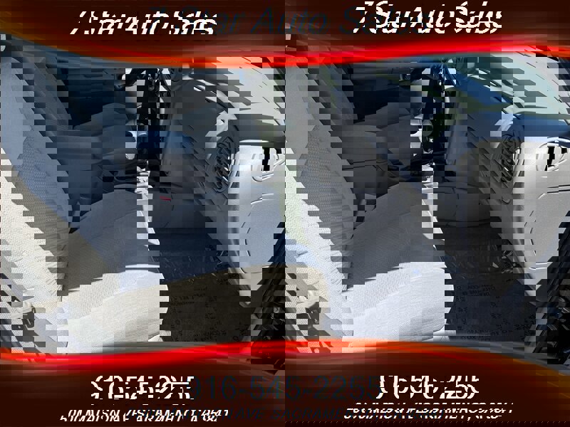 Used 2009 Chevrolet TrailBlazer LT w/ Cargo Convenience Package image 13