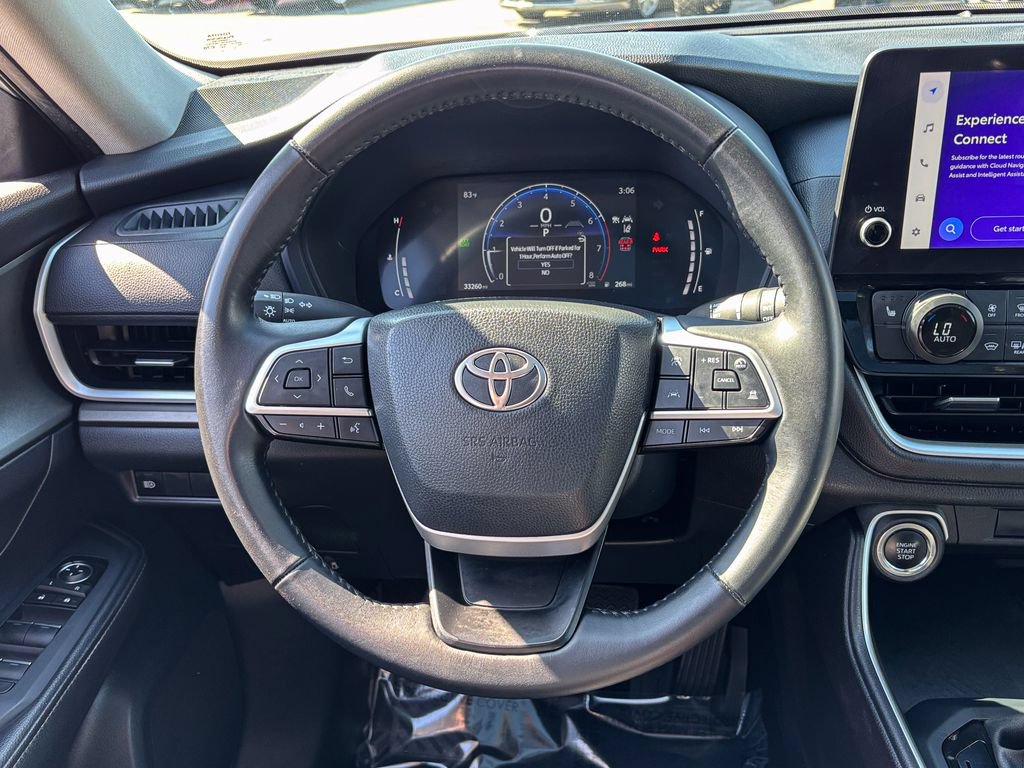 Used 2025 Toyota Grand Highlander AWD image 28