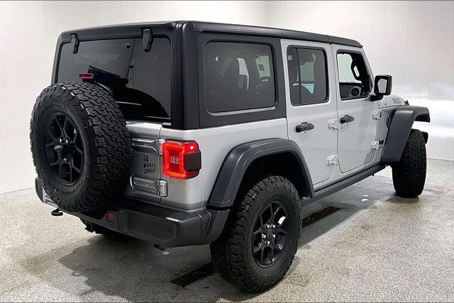 Used 2024 Jeep Wrangler Willys image 5