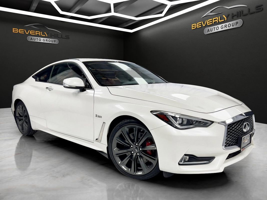 Used 2018 INFINITI Q60 Red Sport 400 w/ Sensory Package 3.0T Sport AWD/4WD image 7