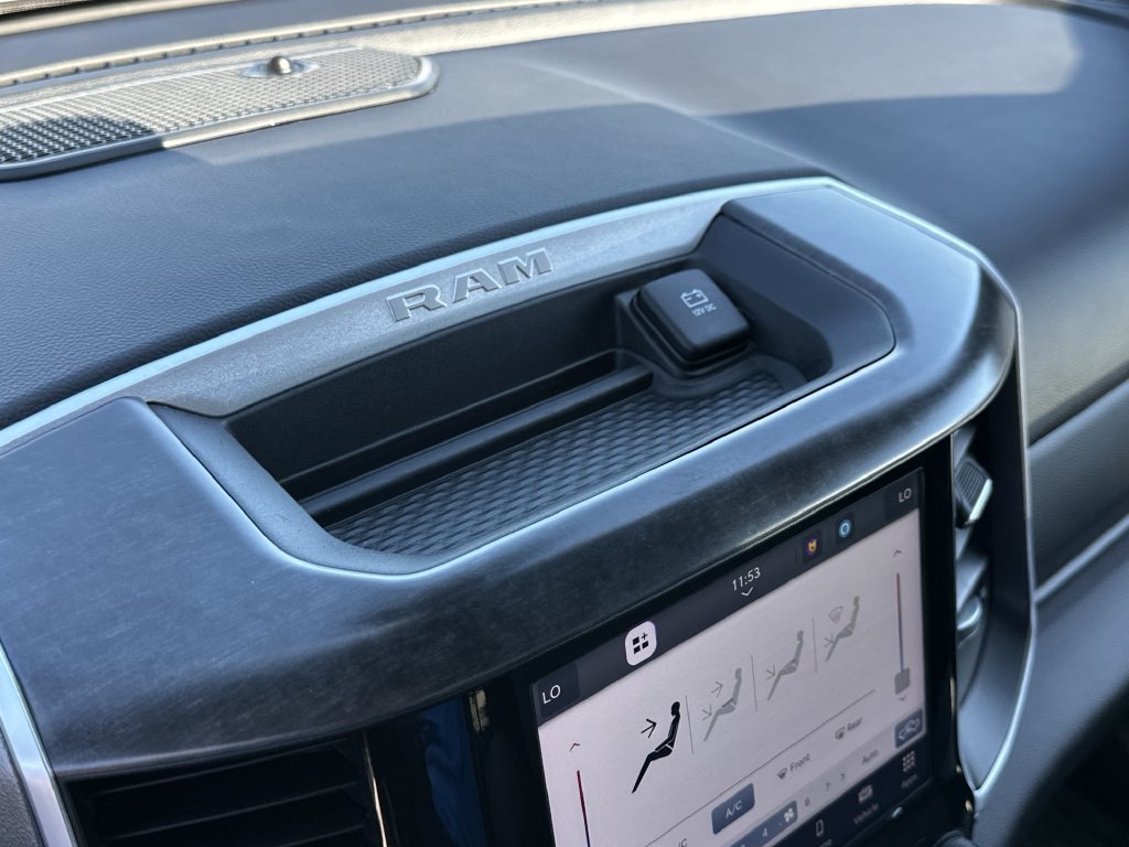 Used 2022 RAM 1500 Big Horn AWD/4WD image 30