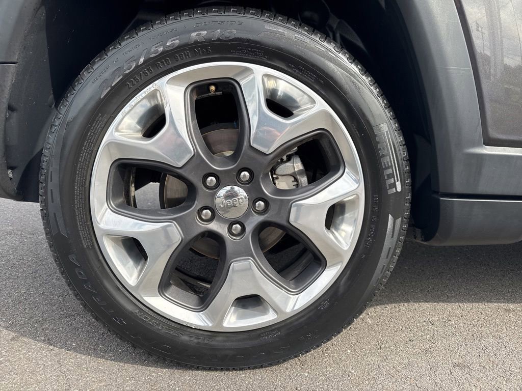 Used 2019 Jeep Compass Limited image 12